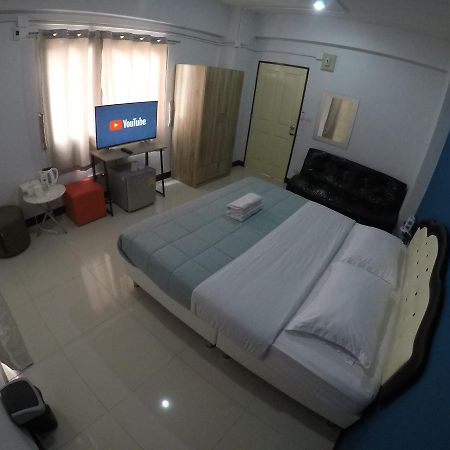 Bun Som Apartment Ban Don Lang Exterior photo